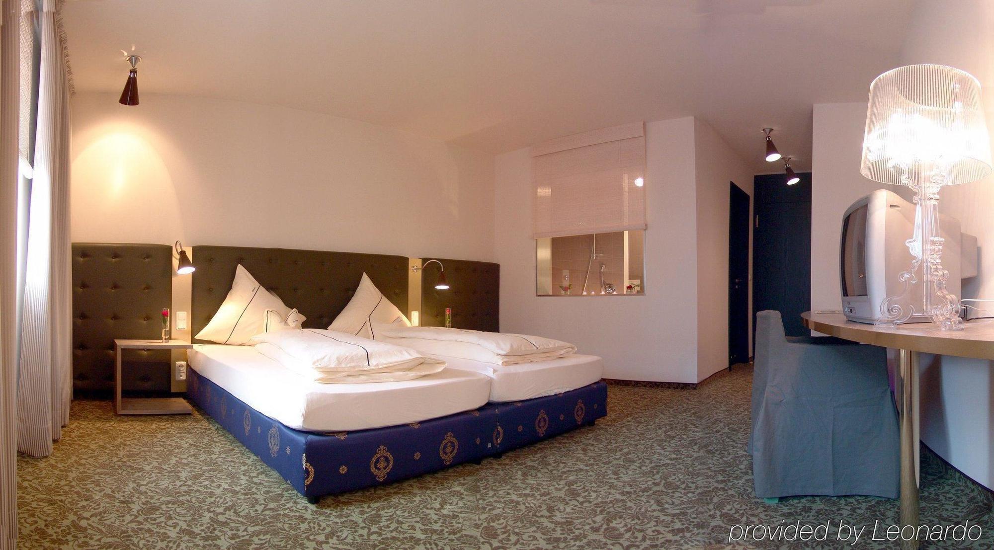 Hotel Lehmeier Neumarkt in der Oberpfalz Δωμάτιο φωτογραφία